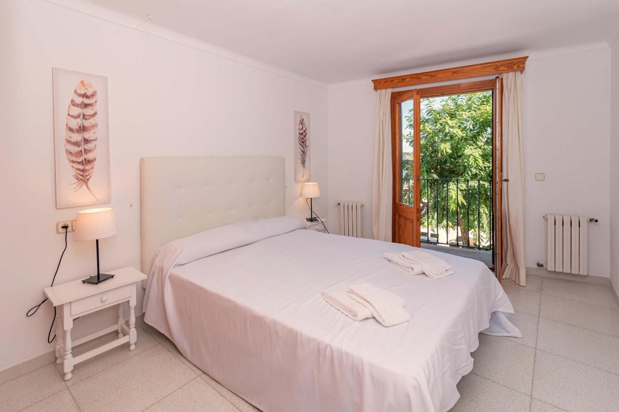 Vora Mar Beachfront Apartment By Sealand Villas Port de Pollenca Luaran gambar